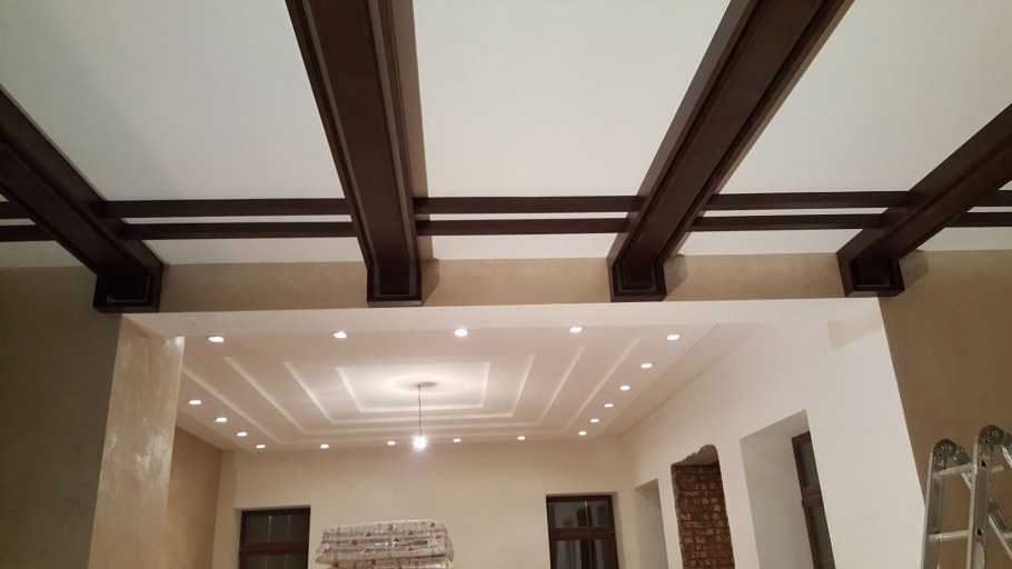 Декоративные деревянные балки на потолок
