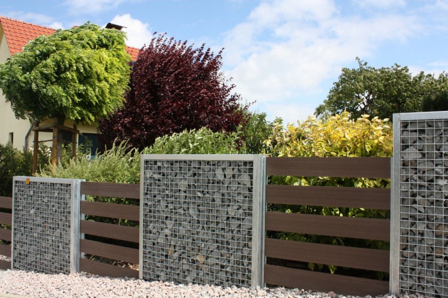 Забор из ДПК И габиона