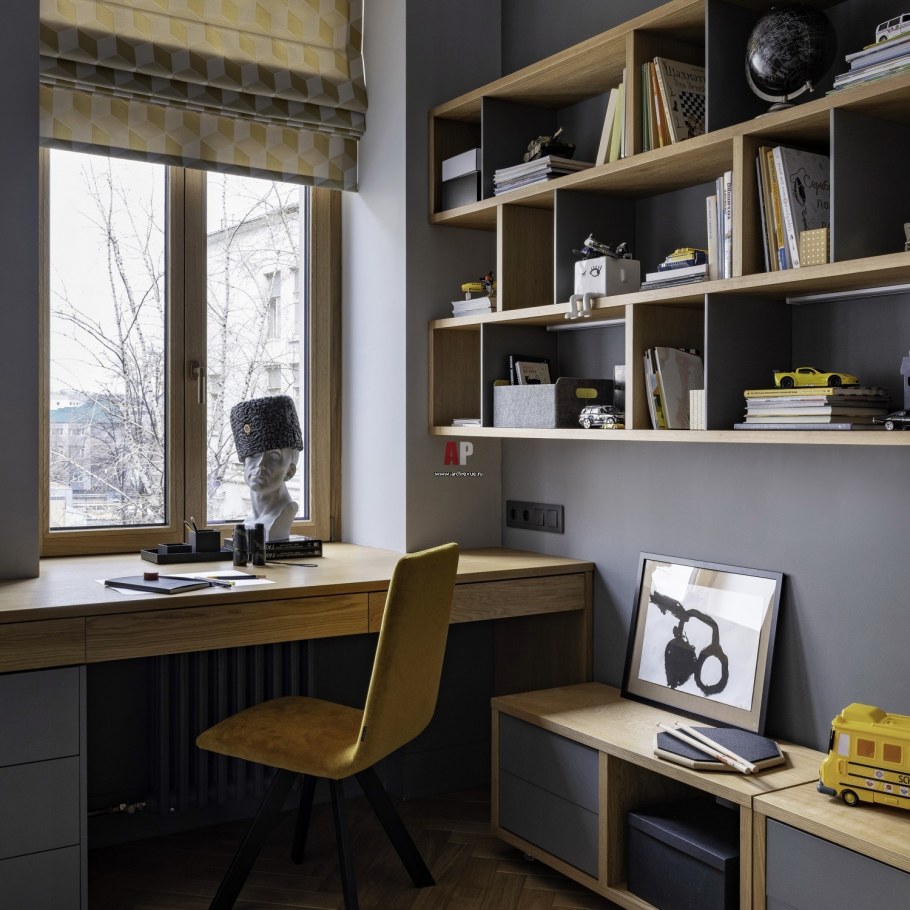 Рабочее место подростка мальчика