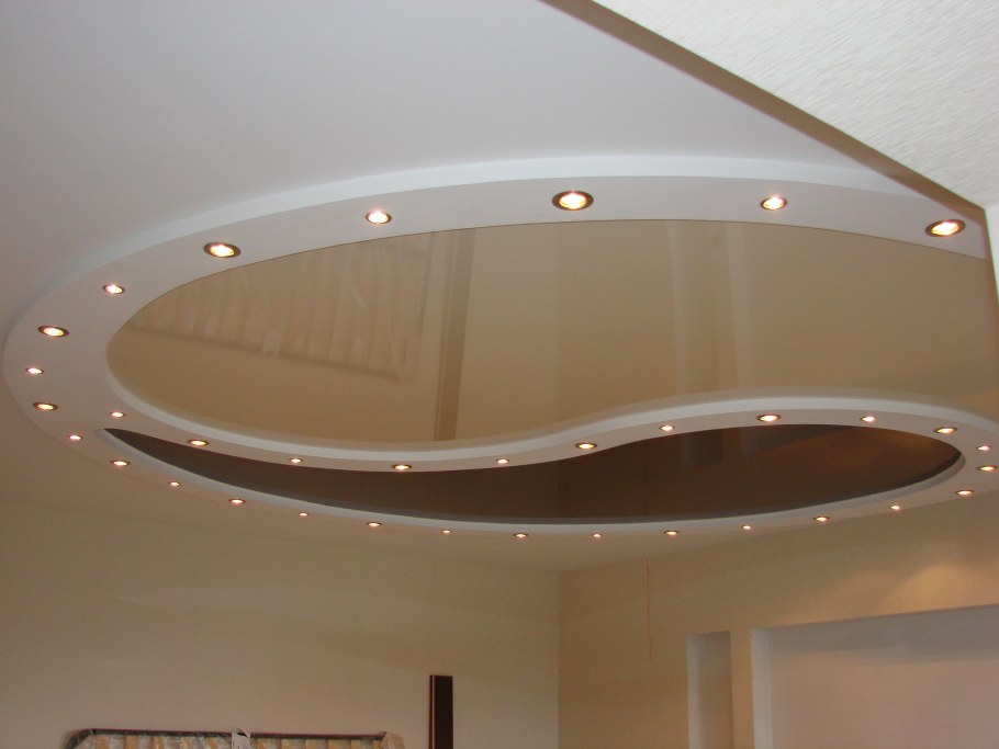 Двухуровневый потолок