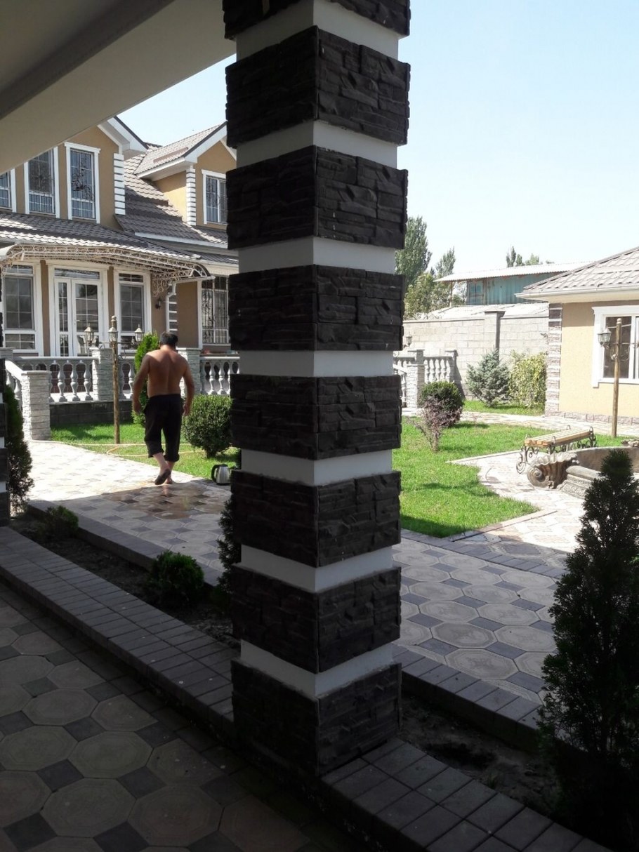 Колонны из искусственного камня