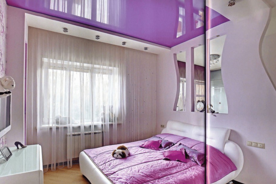 Натяжной потолок вспальни