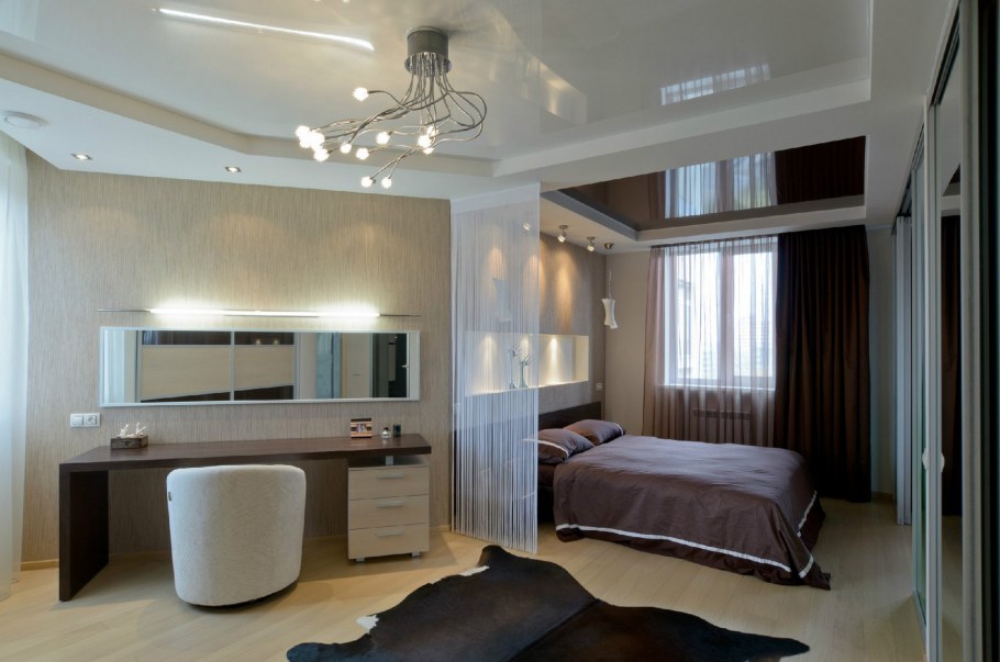 Кровать над потолком