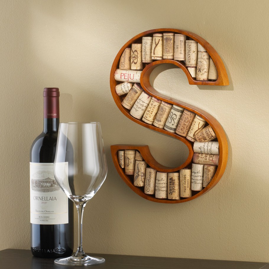 Панно из пробок от шампанского