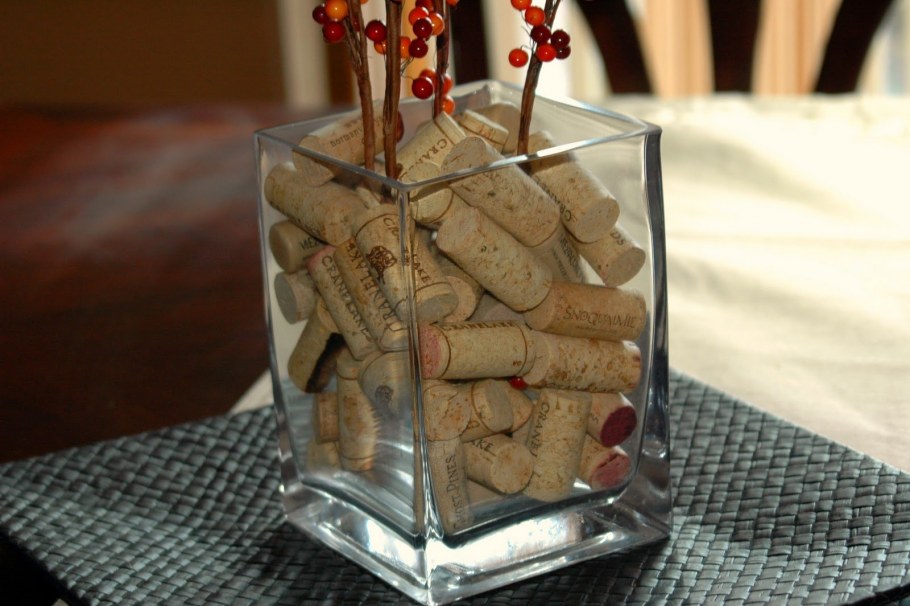Панно из пробок от вина для бани