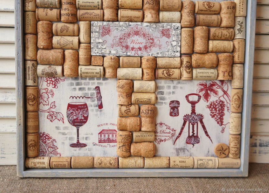 Панно с пробок