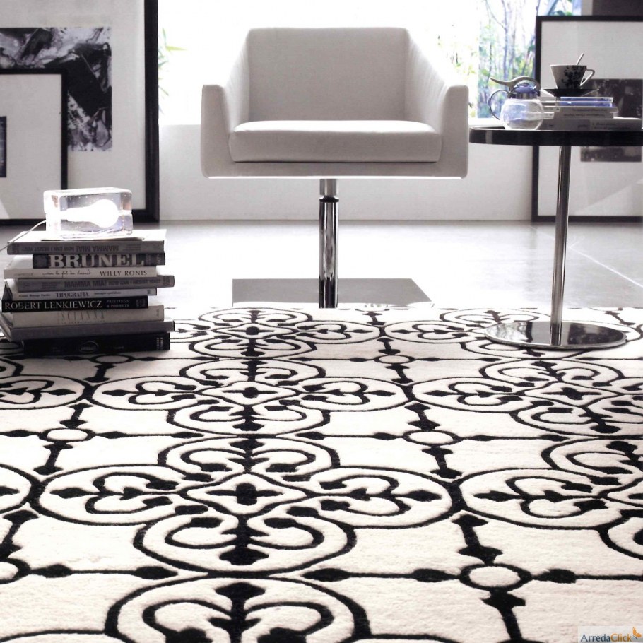 Плитка ковер напольная черно-белая