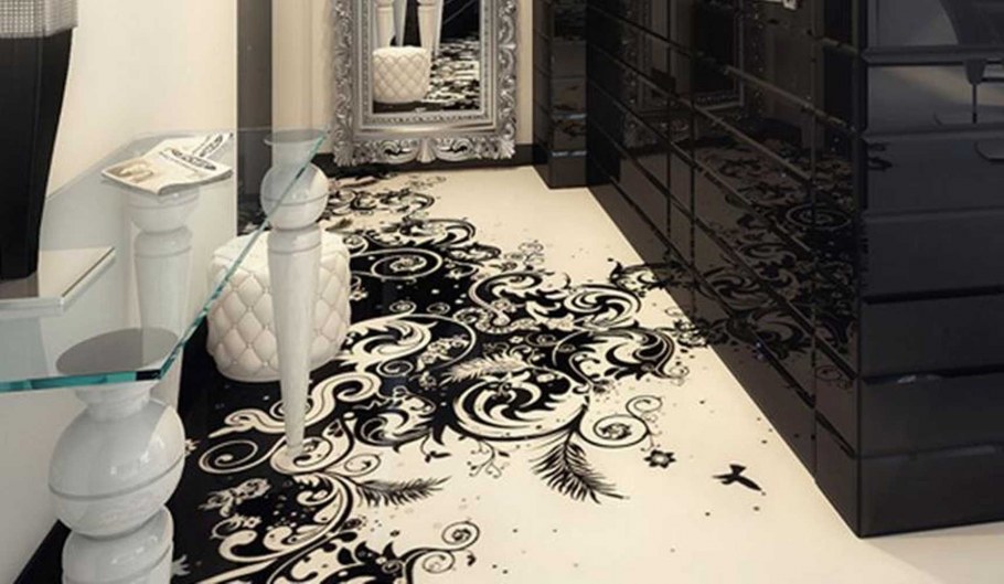 Наливной пол в прихожей