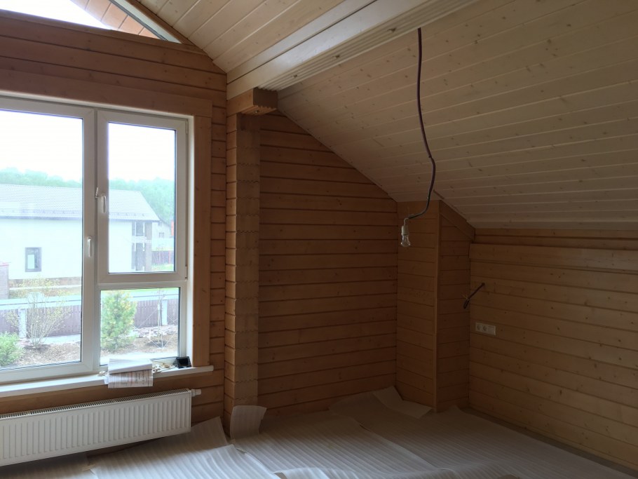 Покраска деревянного дома картинки