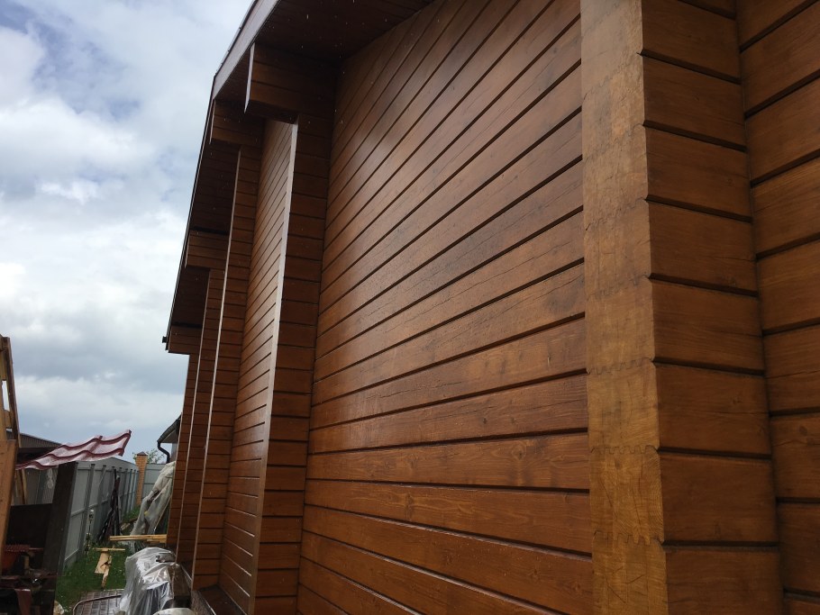 Голубой цвет фасада