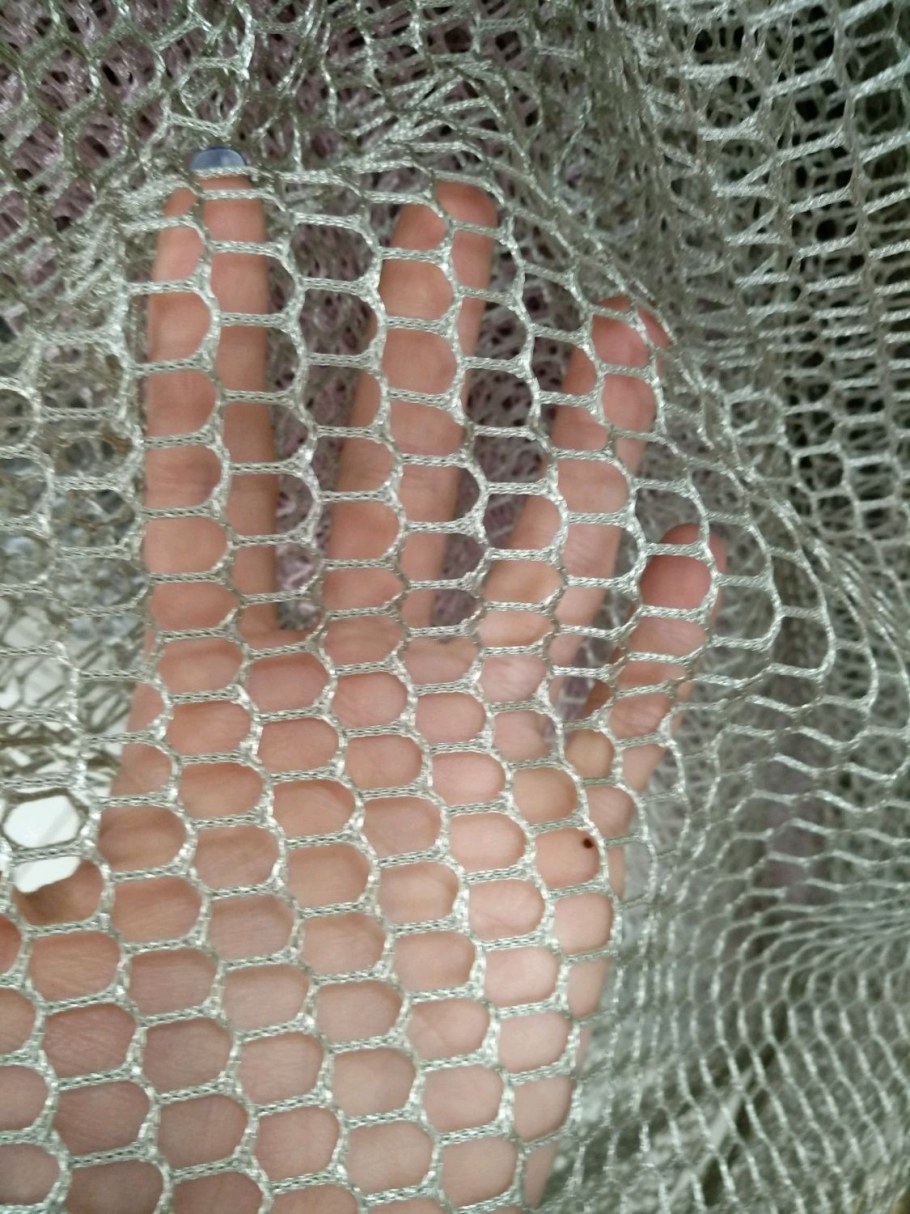 Тюль в полоску горизонтальную