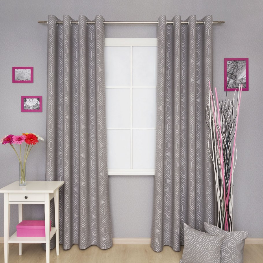 Серые шторы