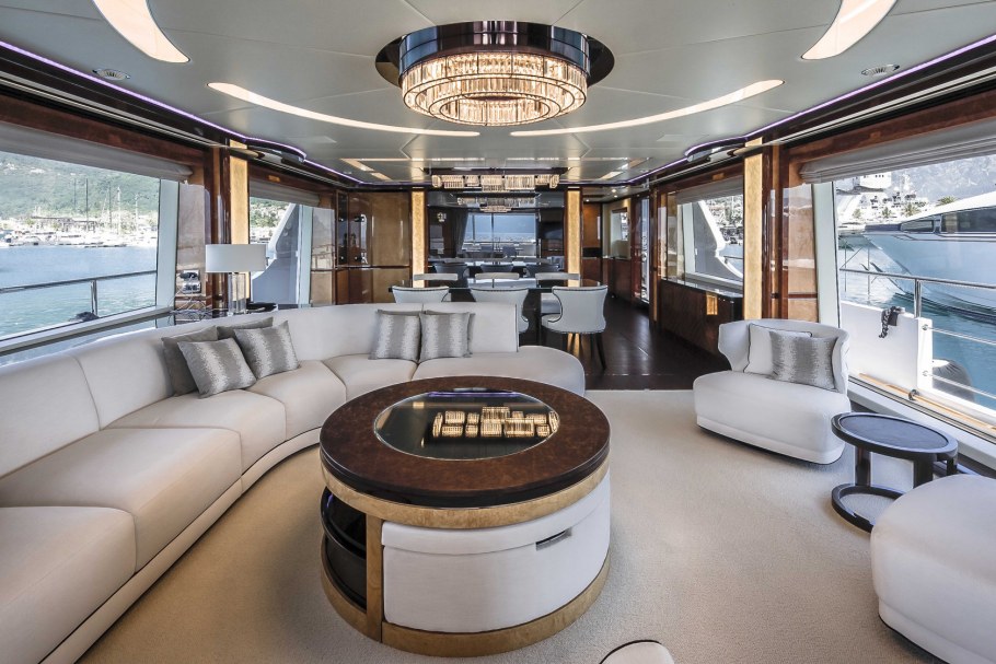 Интерьеры мегаяхт