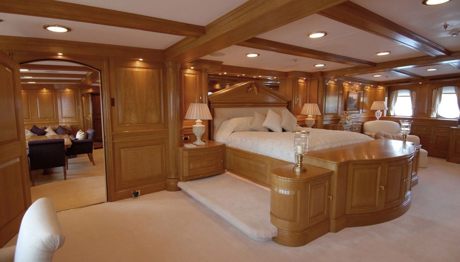 Яхта Неро интерьеры