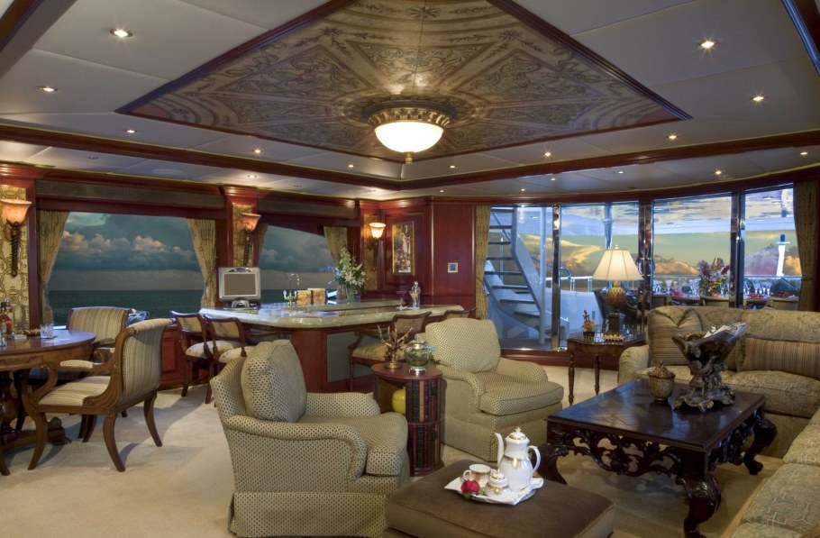 Мега яхты интерьер