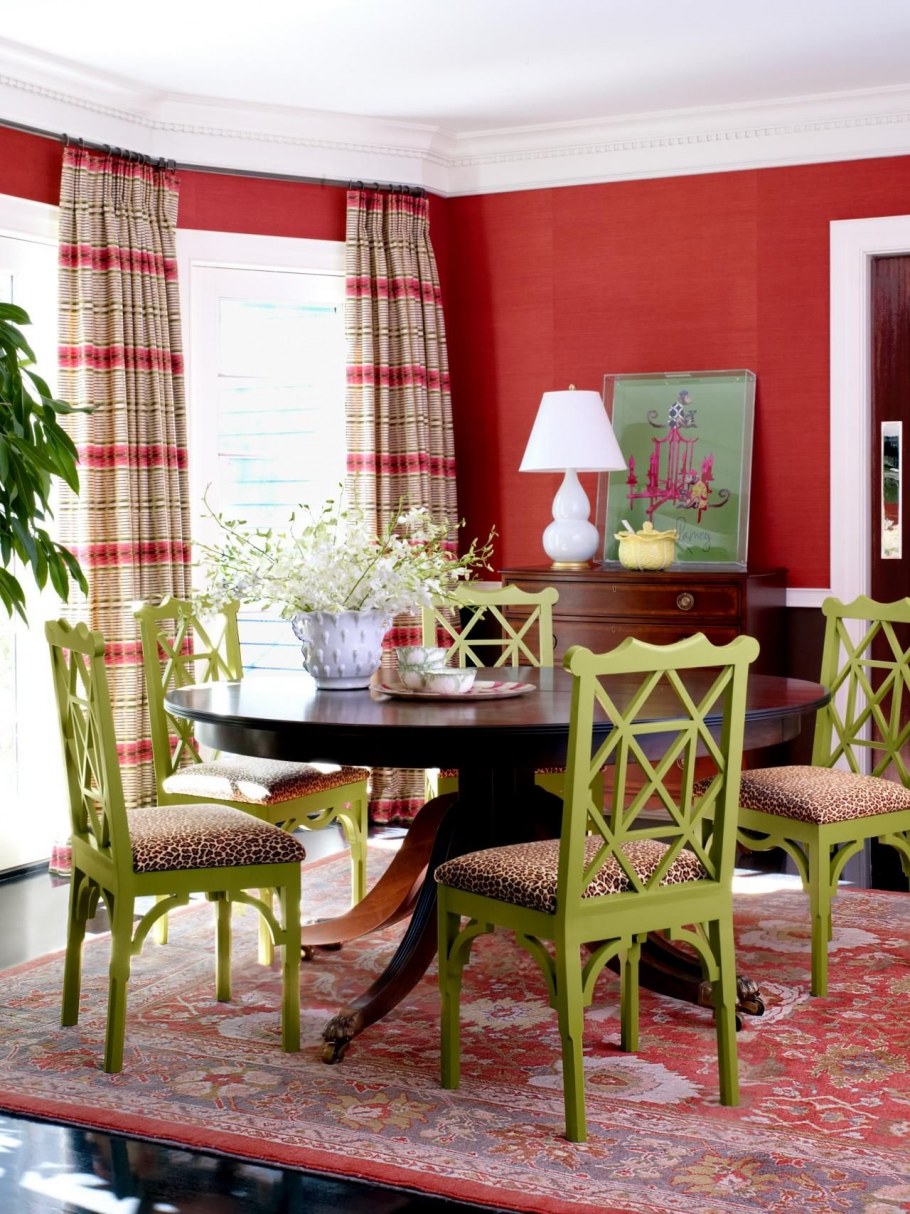 Сочетание красного и зеленого в интерьере