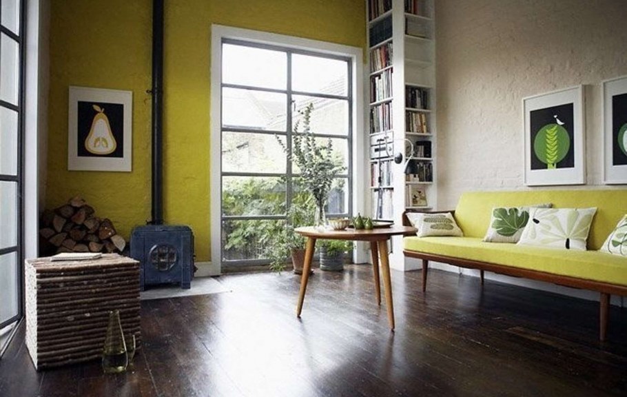 Желтое дерево в интерьере