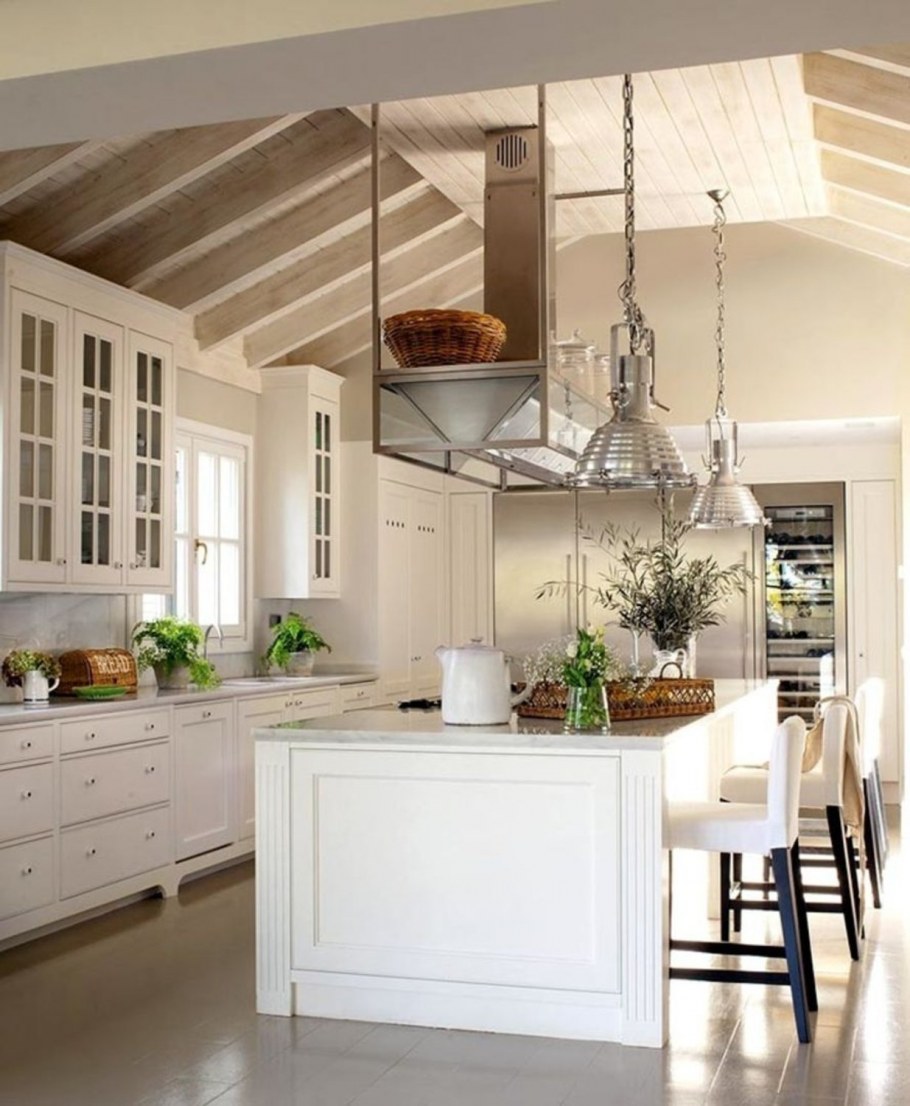 Кухня взпгородном доме