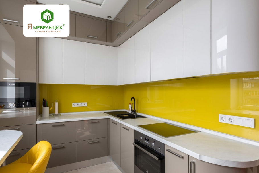 Кухонный гарнитур горчичного цвета