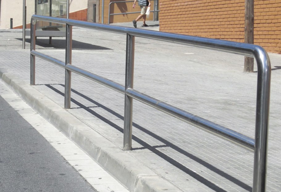 Ограждение металлическое уличное