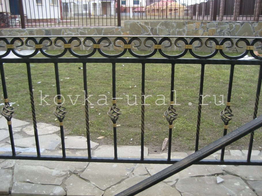 Ограждение палисадника из металла