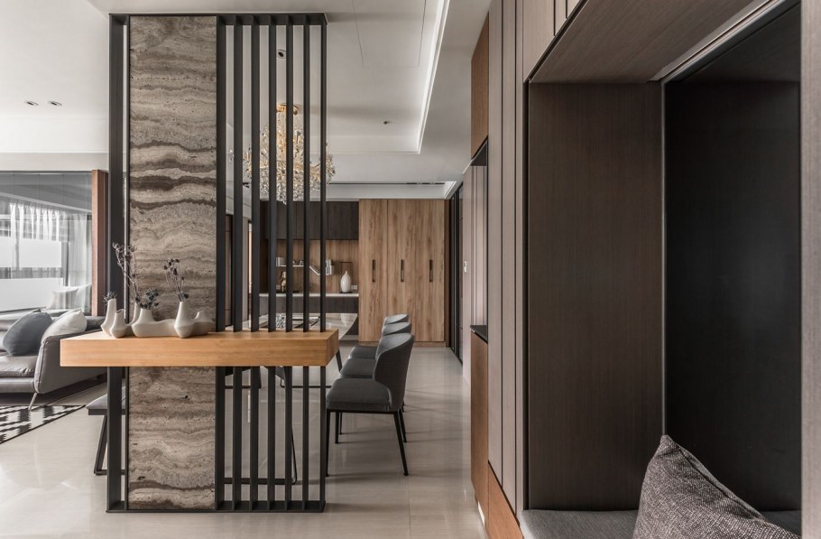 Металлические рейки в интерьере