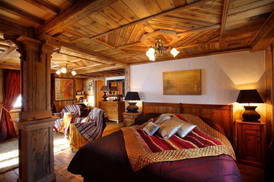 Комната в стиле Шале