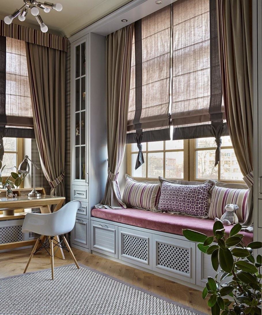 Римская штора в кухне гостиной