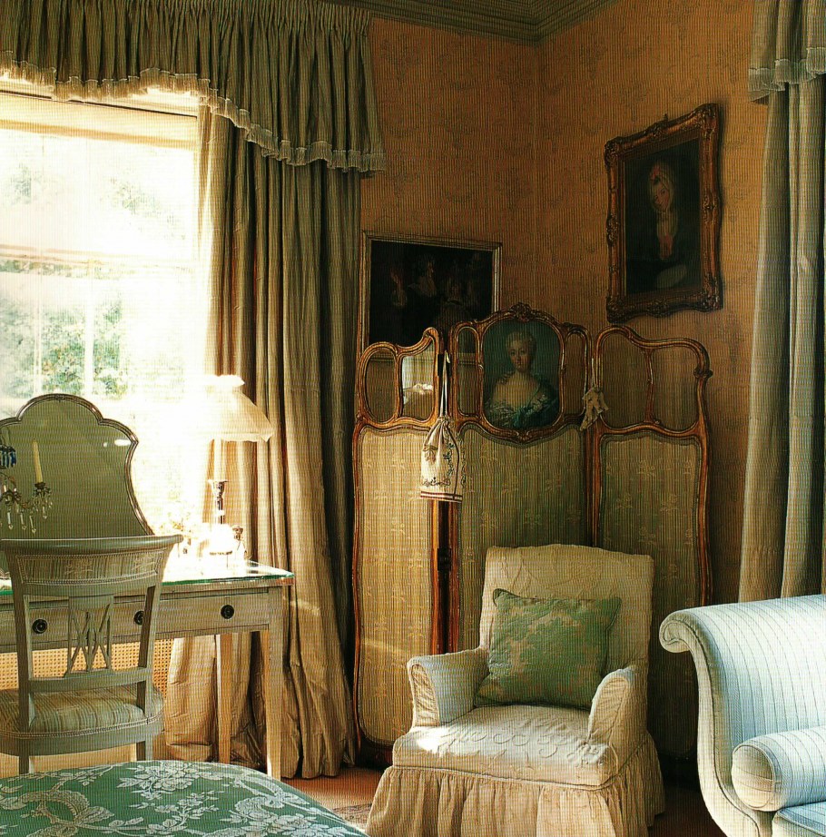 Спальня в деревенском стиле