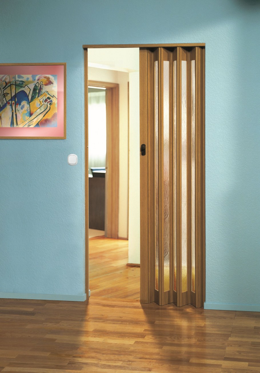 Дверь-гармошка "Фаворит" венге