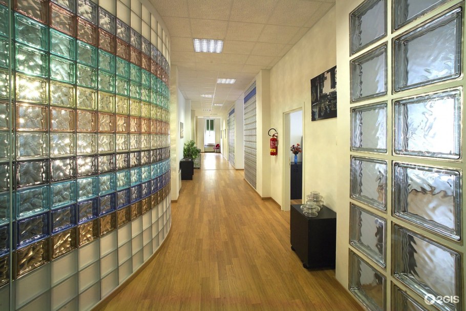 Стеклоблоки стена