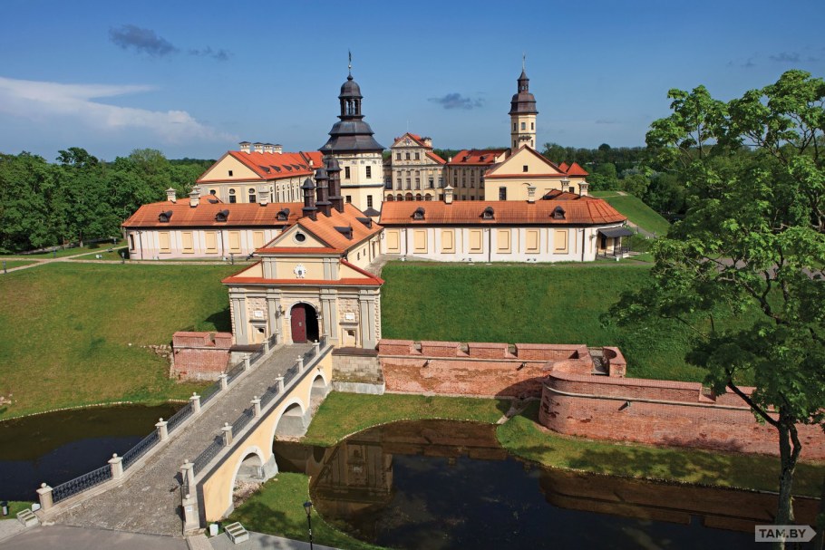 Несвижский дворцово-парковый комплекс