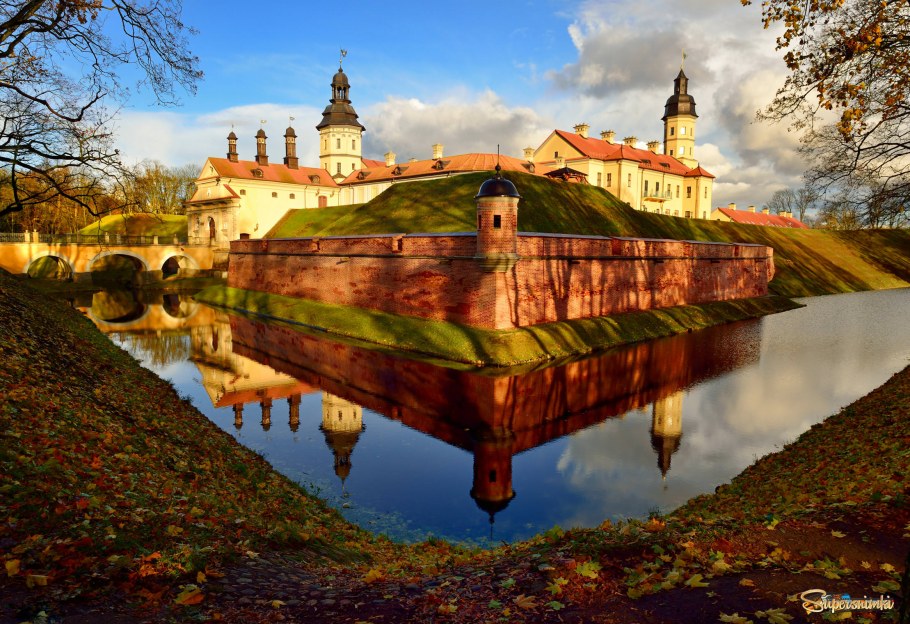 Осень Беларусь Несвиж