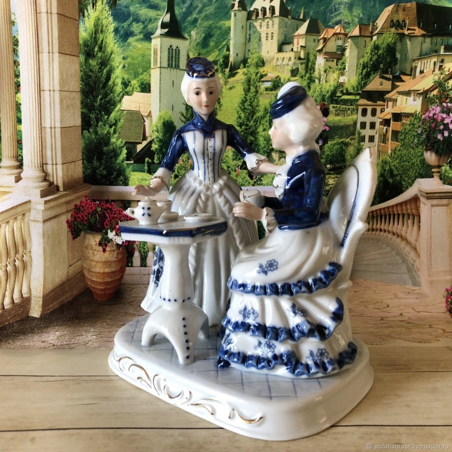 Фигурки африканок в интерьере