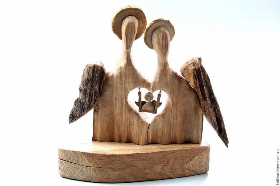 Фарфоровая фигурка чаепитие