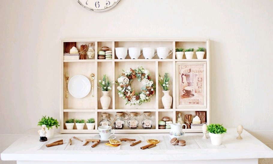 Полочки на кухню в стиле Прованс