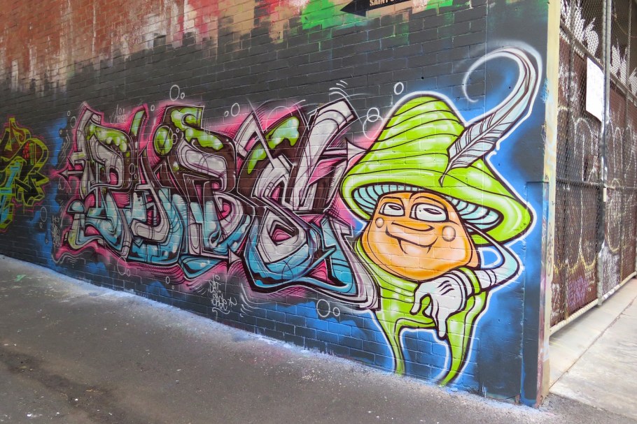 Фото граффити на стенах