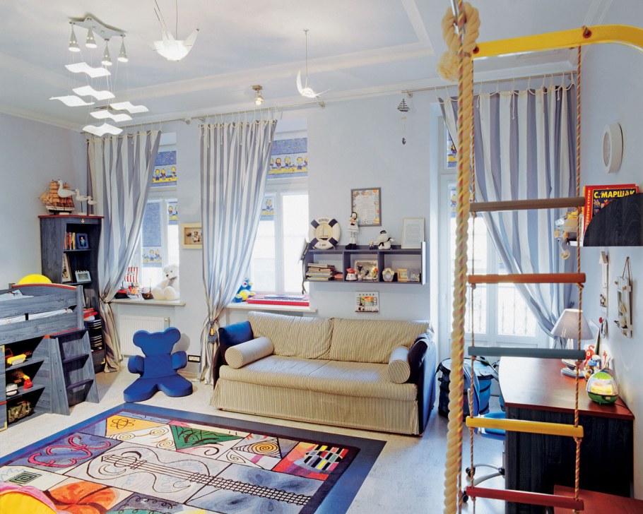 Планировка большой детской комнаты