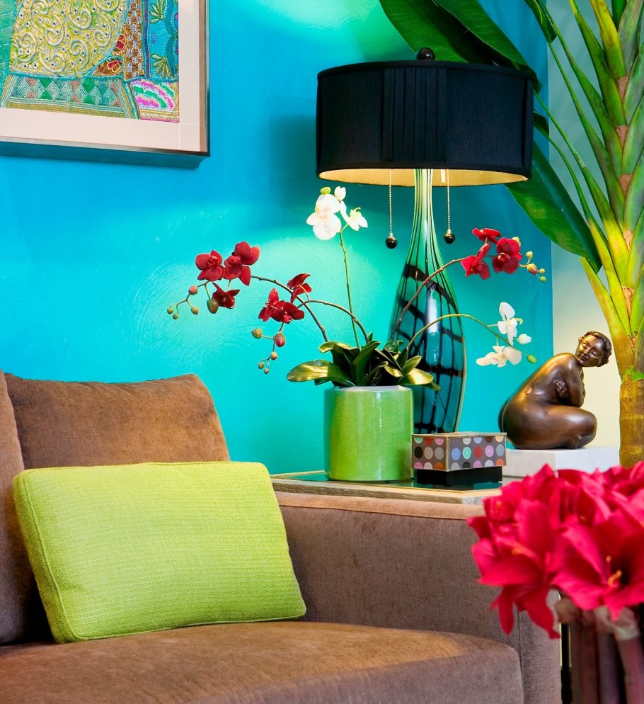 Яркие цвета в интерьере