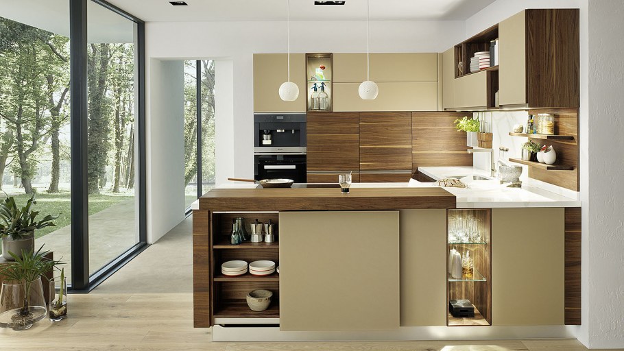 Островные кухни Ляйхт в интерьере