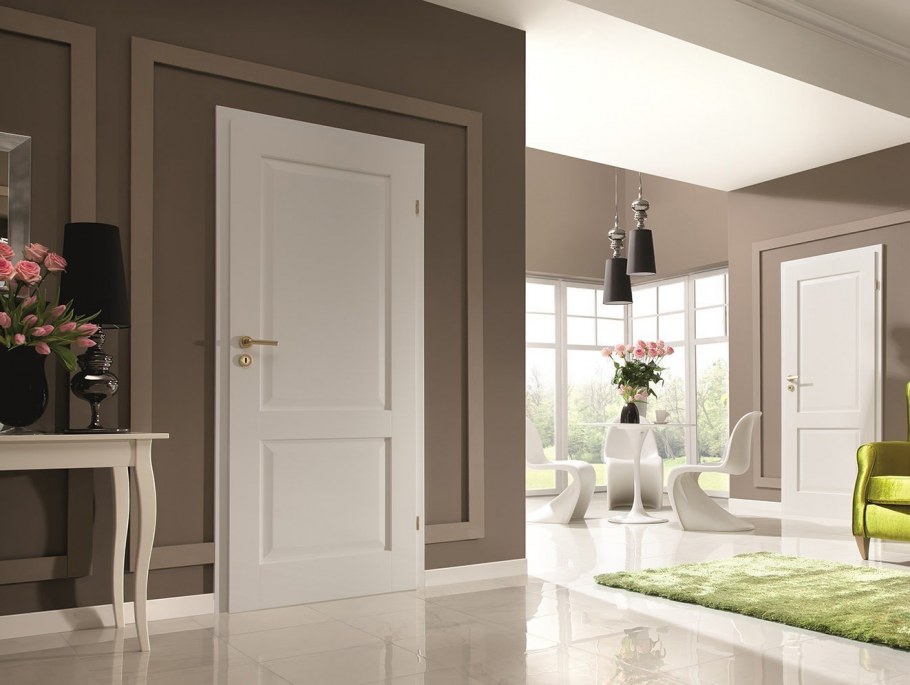 Светлые межкомнатные двери в интерьере