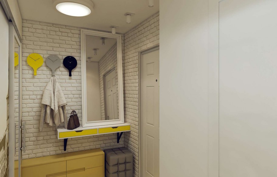 Прихожая в ярких цветах