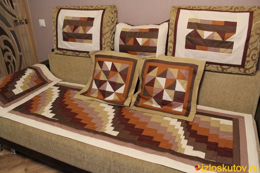 Лоскутное покрывало на диван