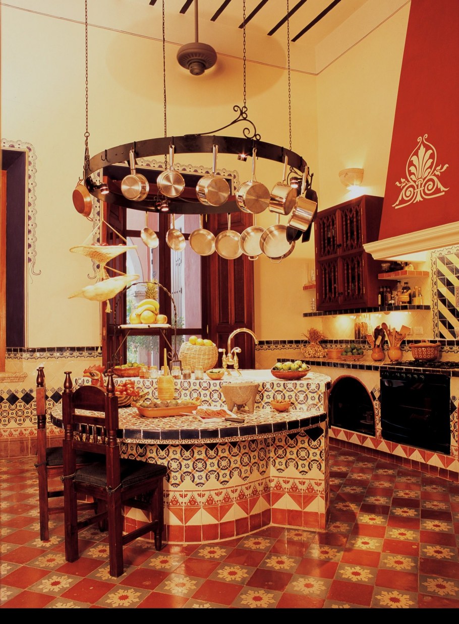 Кухня в испанском стиле