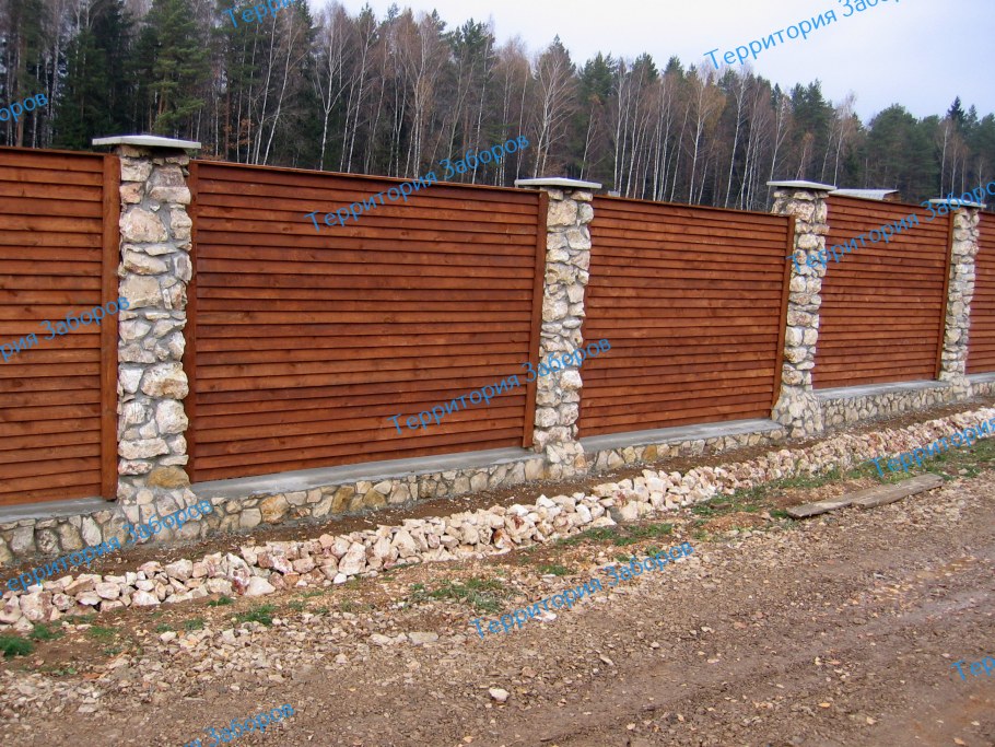 Деревянный забор елочка