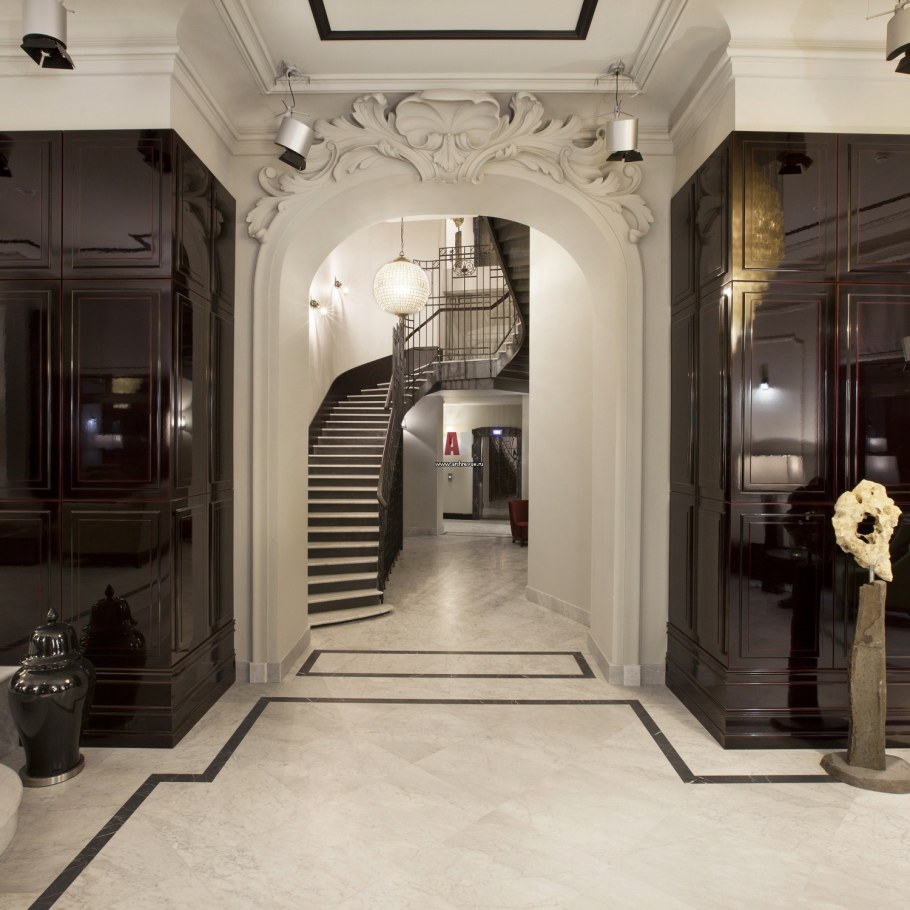 Интерьер входной зоны