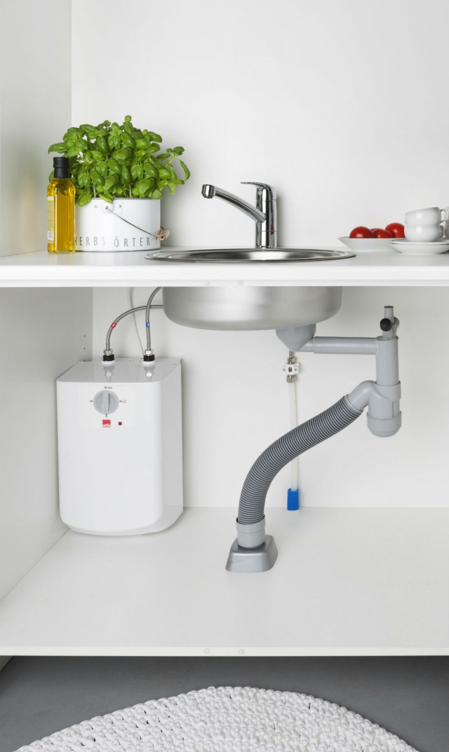 Водонагреватель для кухни под мойкой