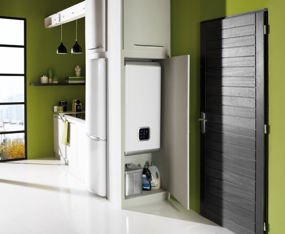 Напольный котел на кухне