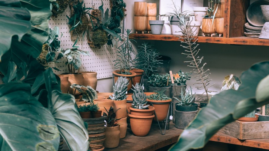 Обои в стиле лофт в интерьере