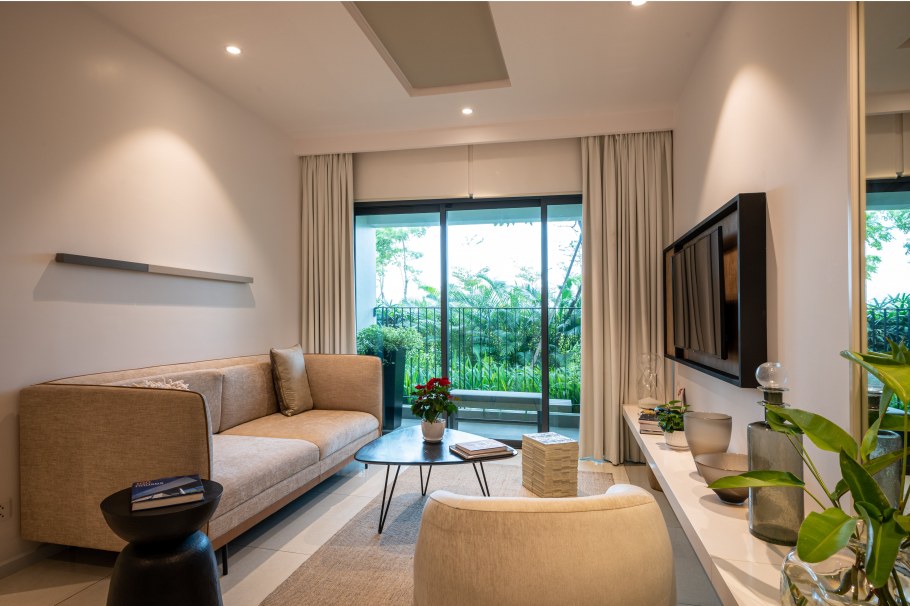 Спальня с панорамными окнами